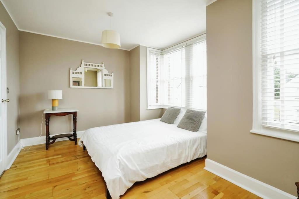 Stunning, Newly Renovated, Edwardian Townhouse * Oxford